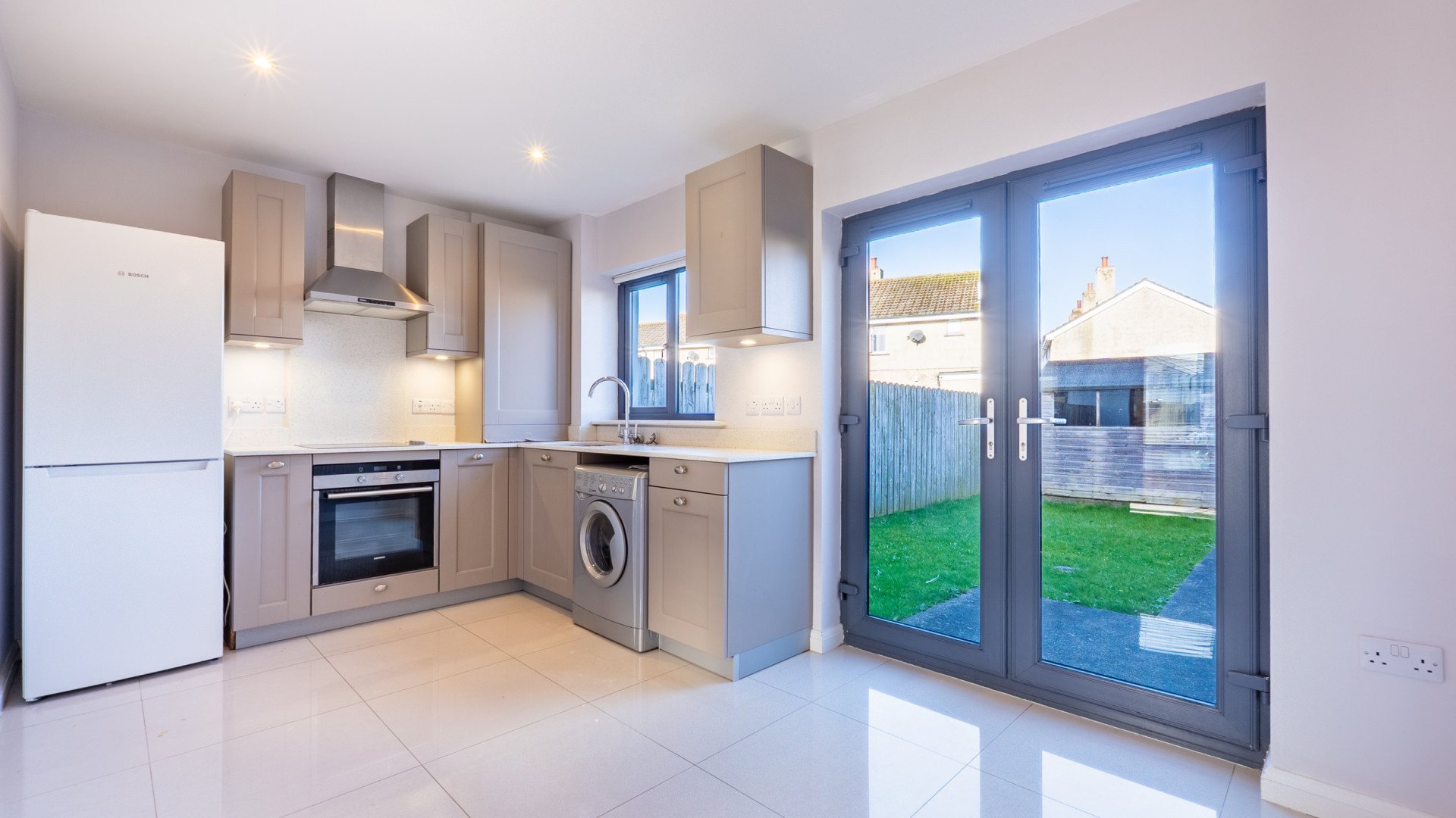 32 Cronk View Crescent, Ballakilley, Port Erin, IM9 6DU. — Photo 4 of 10