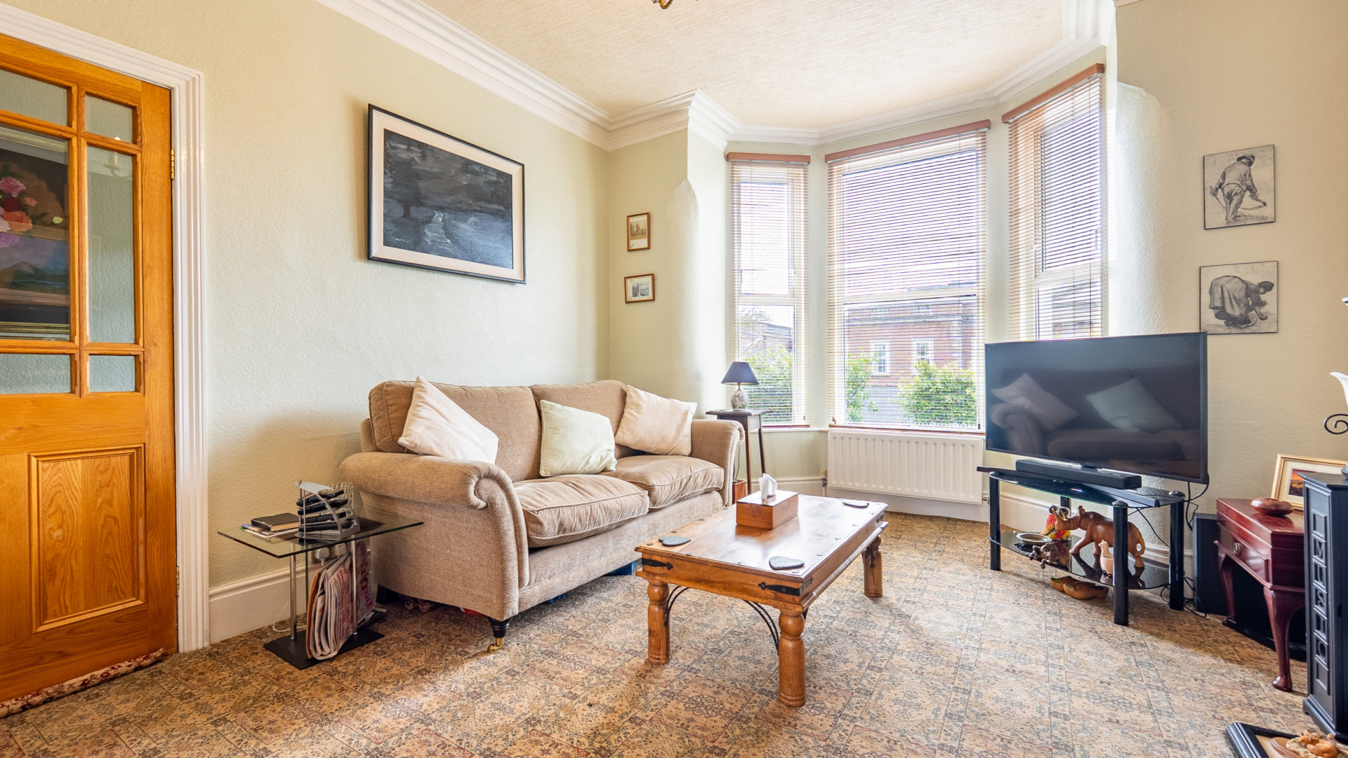 45 Governors Road, Onchan, IM3 1AY. — Photo 3 of 21
