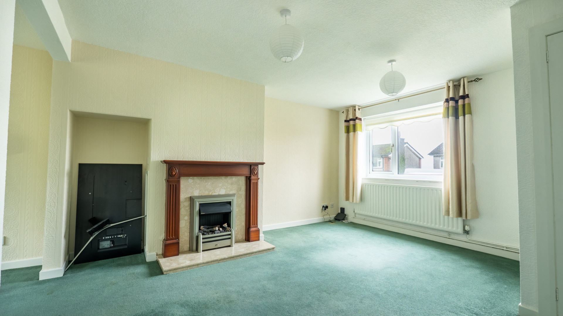 99 Anagh Coar Road, Douglas, IM2 2BL. — Photo 2 of 15