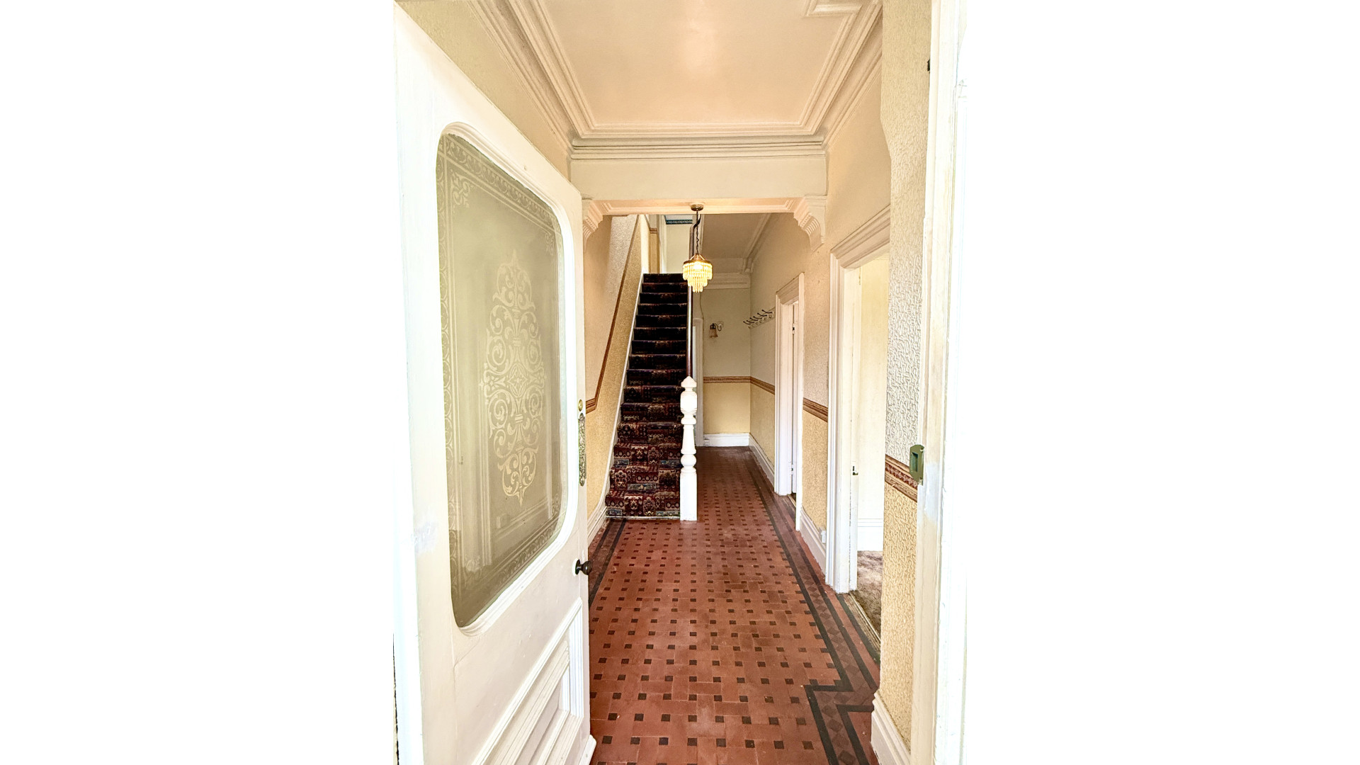 Seaholme, Queens Pier Road, Ramsey, IM8 2HP. — Photo 2 of 25