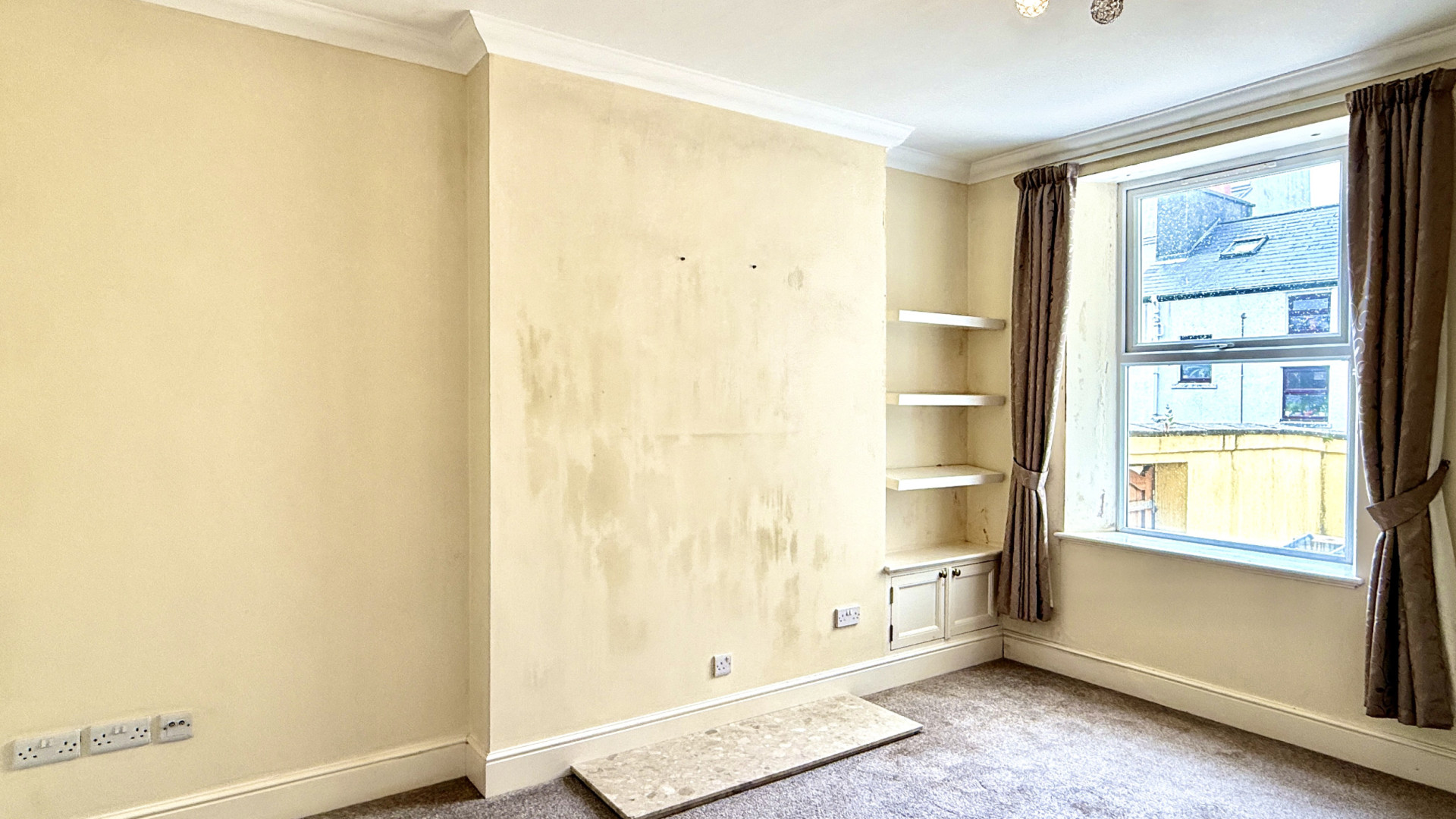 1 Hanley Villas, Ramsey, IM8 3DH. — Photo 5 of 21
