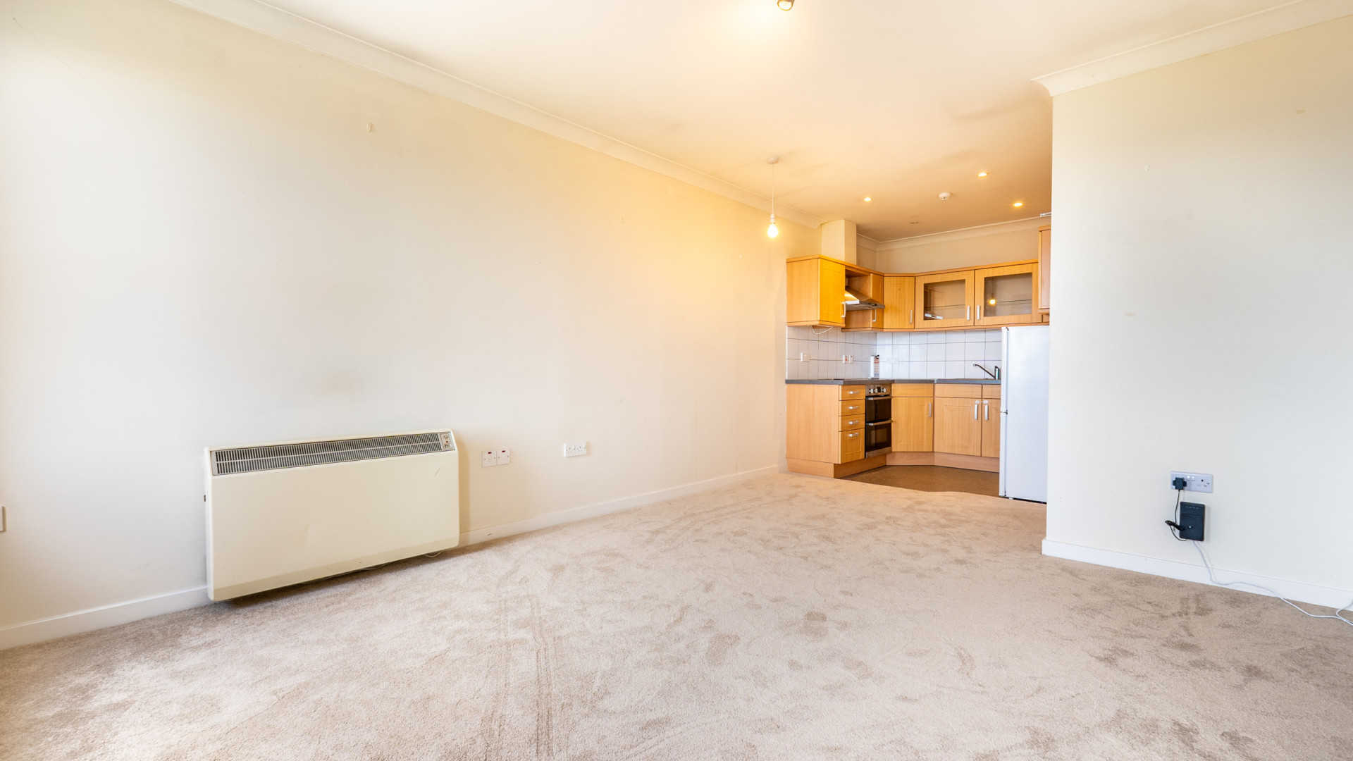 Apt. 8 Harris View Apartments, Mona Terrace, Douglas, IM1 3NA. — Photo 4 of 10