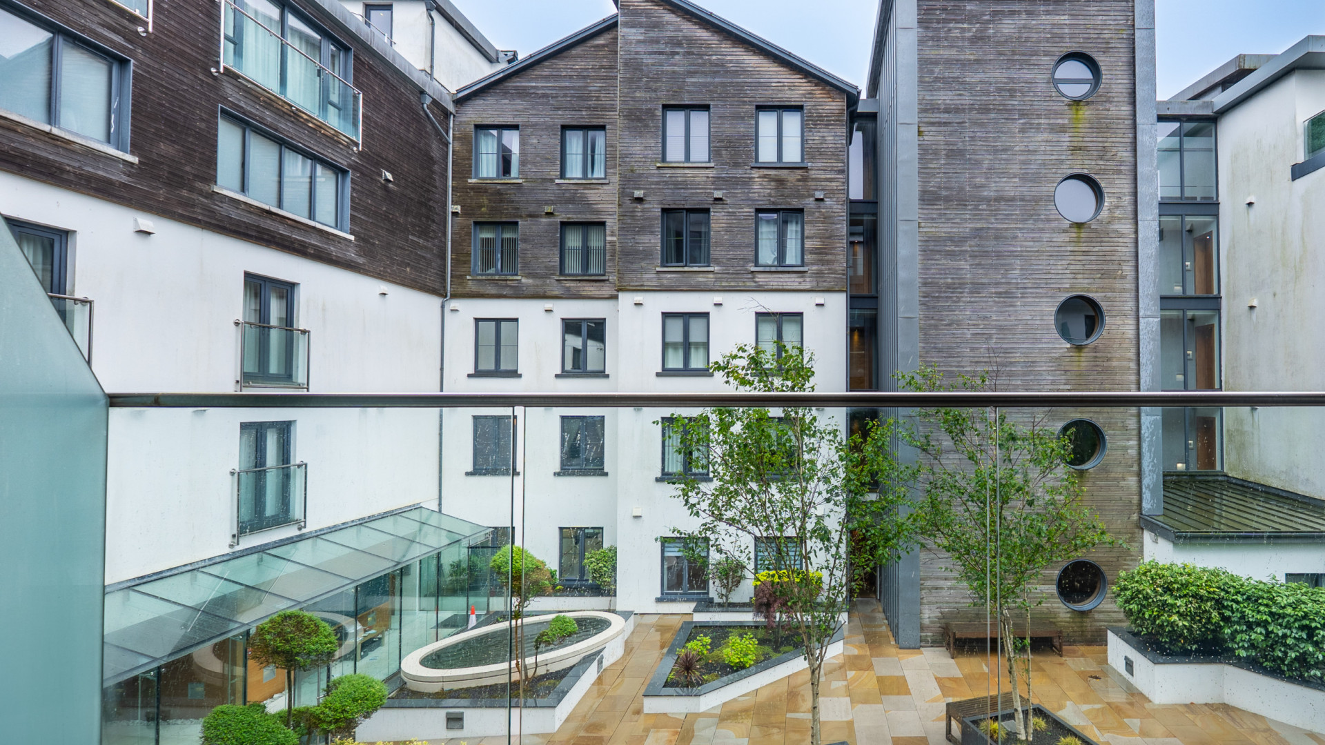 Apt. 11 Quay West, Bridge Road, Douglas, IM1 5AG. — Photo 3 of 14