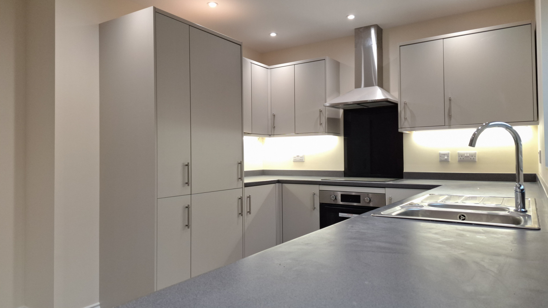 1 Forest View Apartments, Bowring Road, Ramsey, IM8 1DA. — Photo 3 of 13