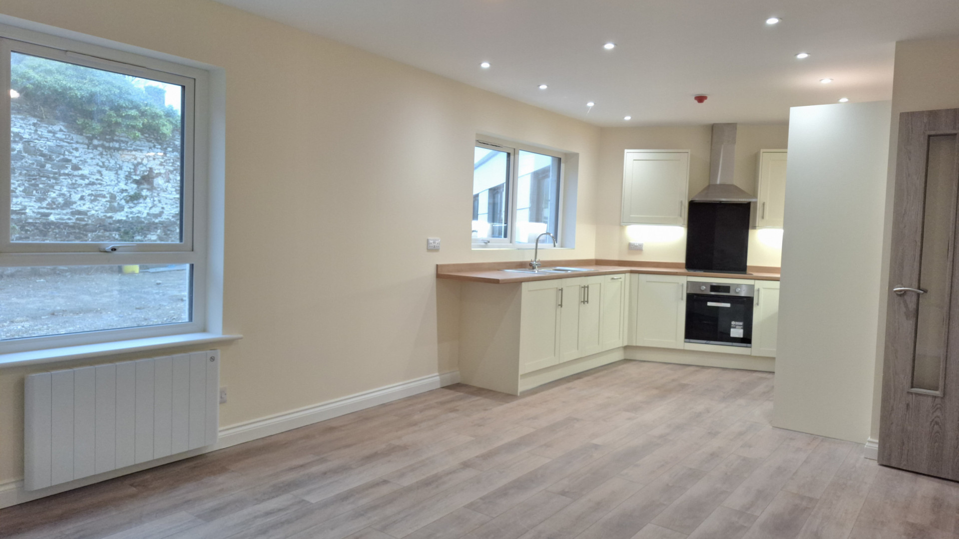 2 Forest View Apartments, Bowring Road, Ramsey, IM8 1DA. — Photo 4 of 15