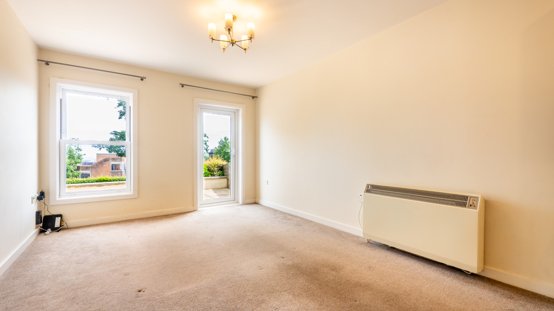 Apt. 2 Harris View Apartments, Mona Terrace, Douglas, IM1 3NA. — Photo 3 of 12