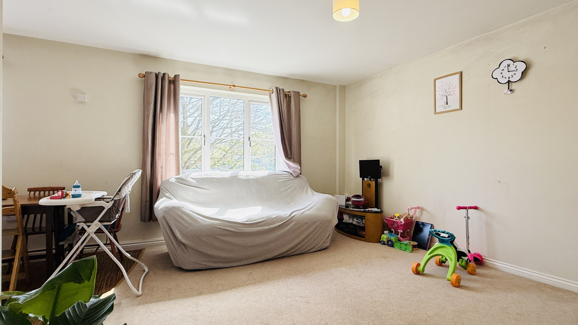 3 Auldyn Court, Ramsey, IM8 2TP. — Photo 4 of 11