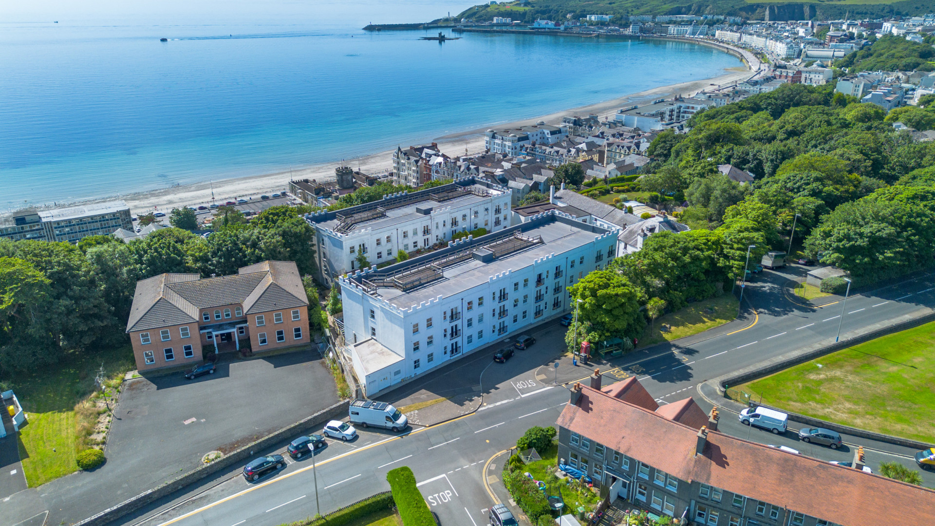 Apt. 27 Imperial Court, Castle Hill, Douglas, IM2 4AA. — Photo 1 of 20