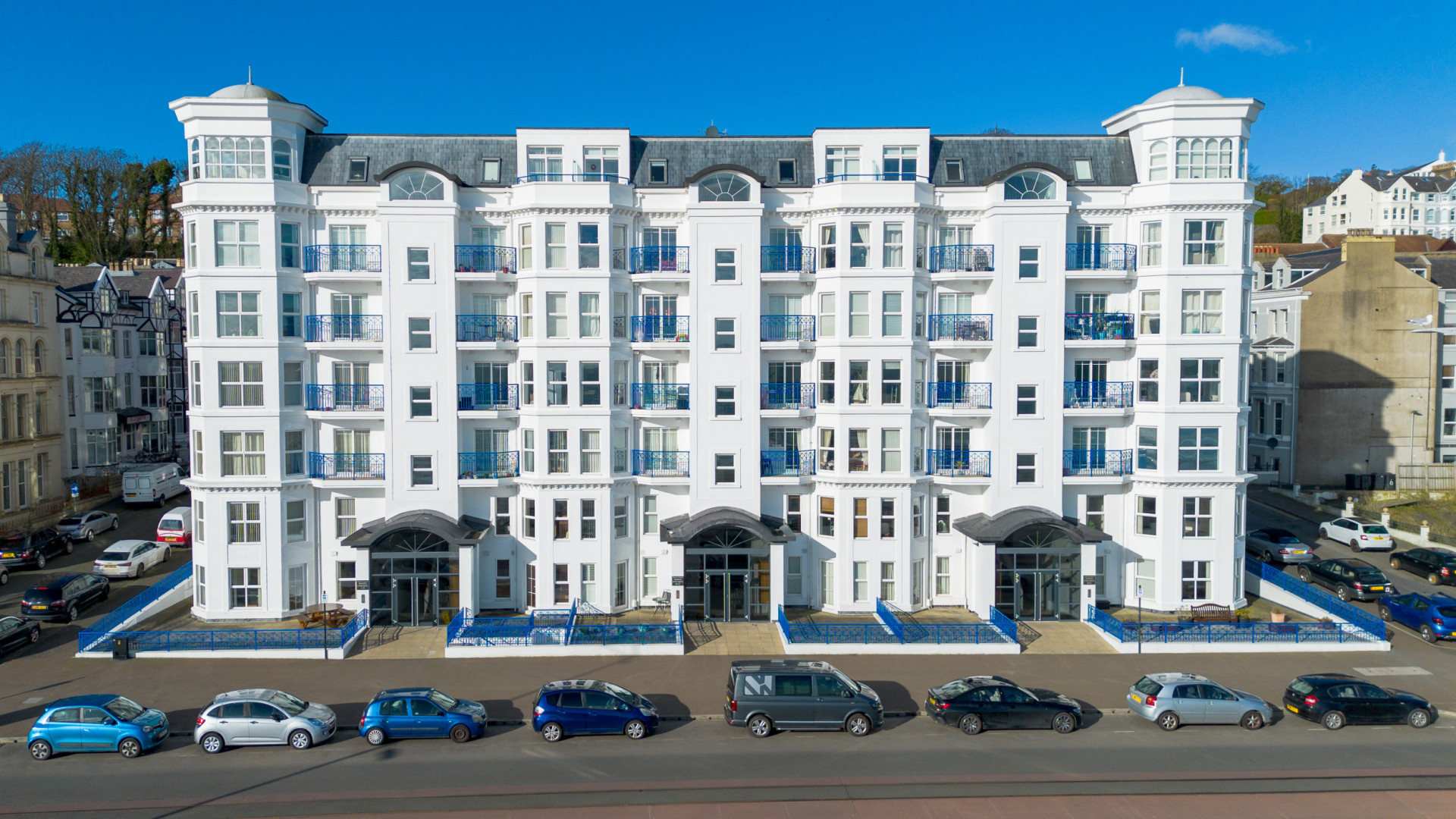 Apt. 4 Empress Apartments, Central Promenade, Douglas, IM2 4EE. — Photo 1 of 15