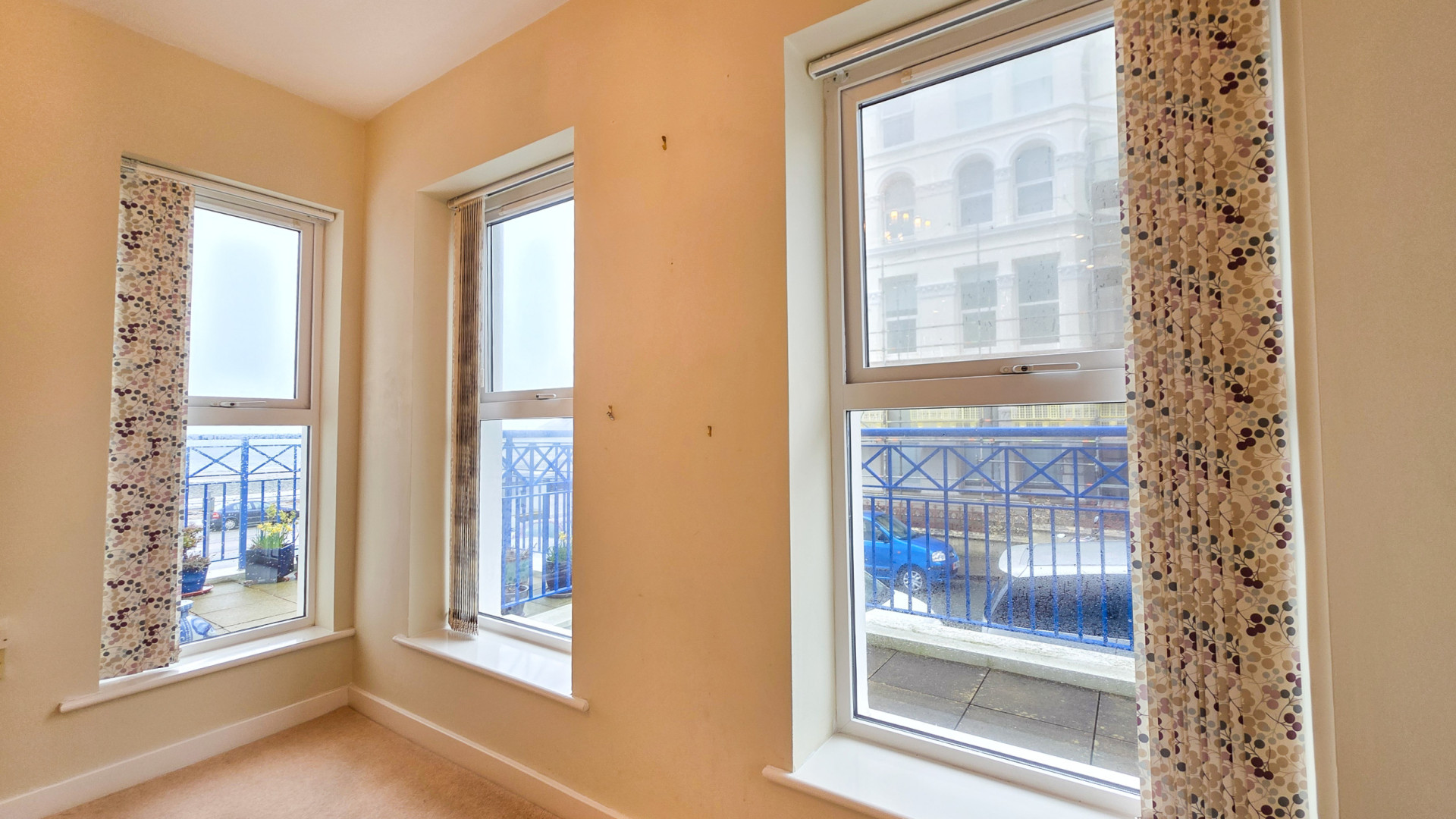 Apt. 4 Empress Apartments, Central Promenade, Douglas, IM2 4EE. — Photo 3 of 15