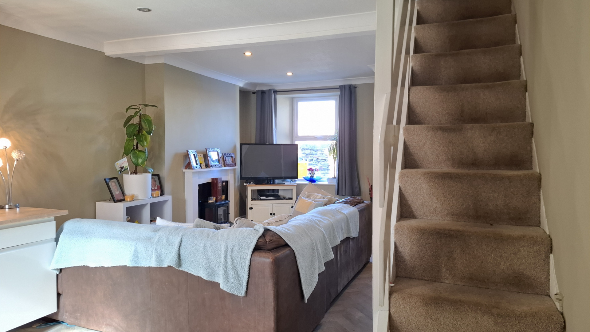 12 Marsden Terrace, Ramsey, IM8 3DS. — Photo 3 of 14