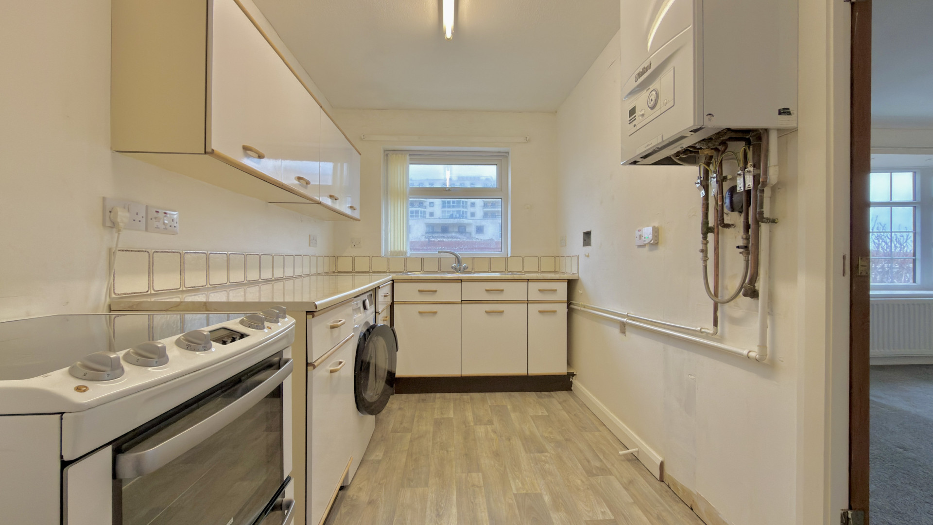 20 St Paul's Mews, Ramsey, IM8 1ED. — Photo 5 of 9
