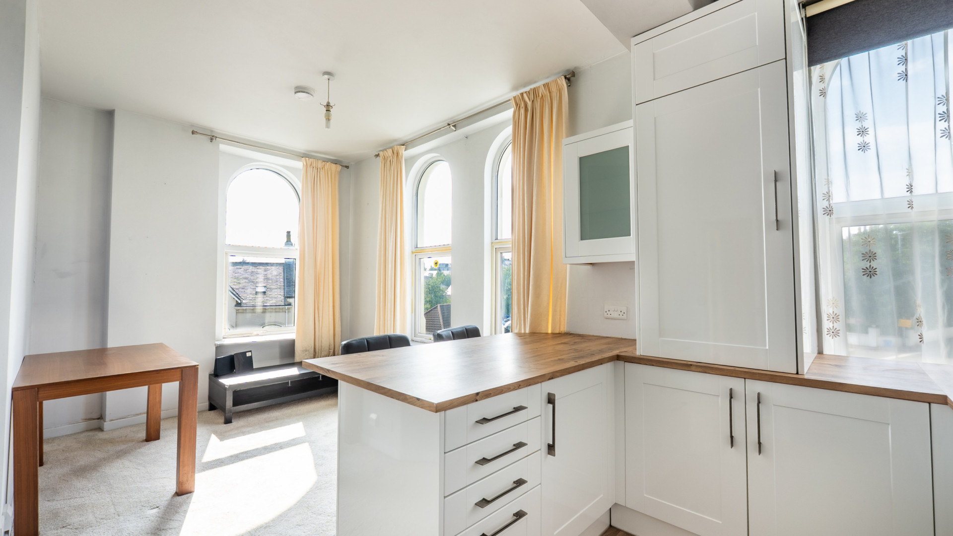 Apt. 6 Claymore Apartments, 16 Stanley View, Douglas, IM2 3JA. — Photo 3 of 10