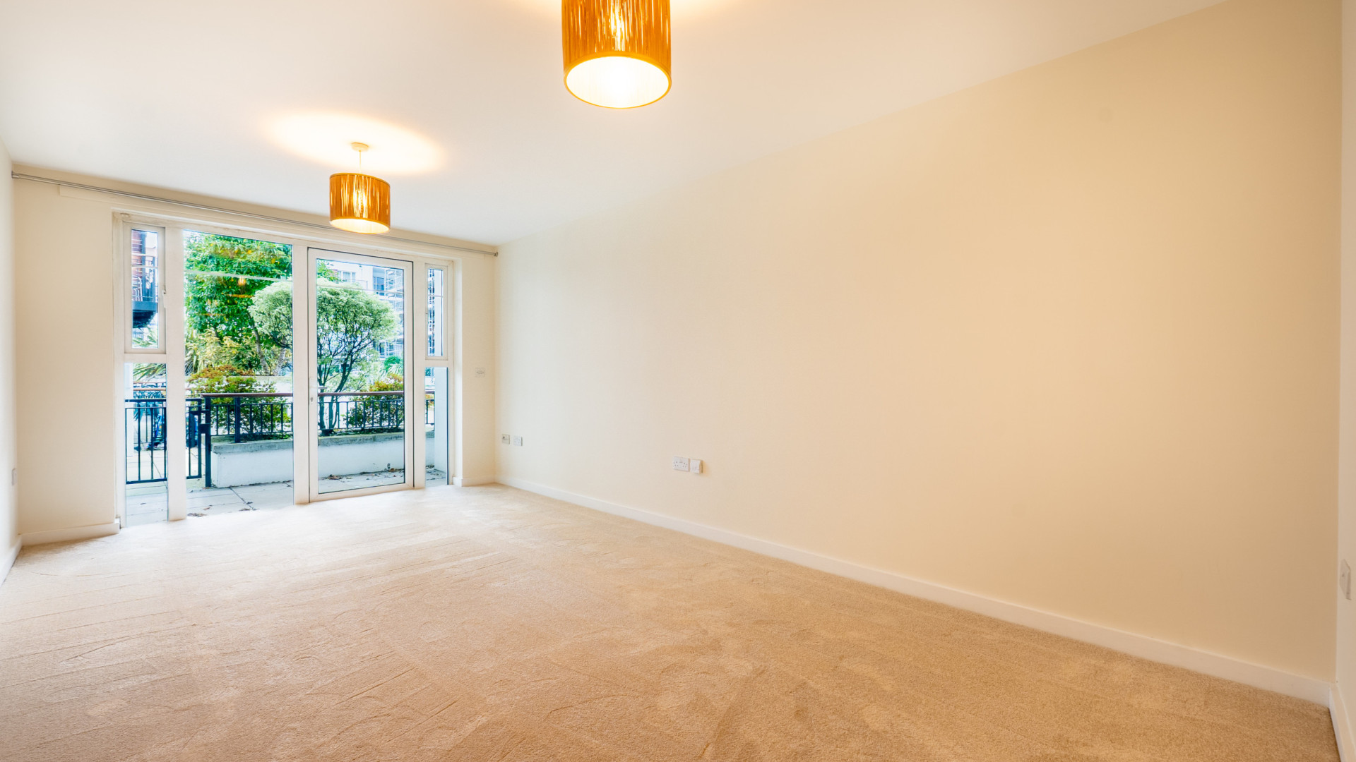 Apt. 14 Spectrum Apartments, Central Promenade, Douglas, IM2 4LL. — Photo 2 of 13