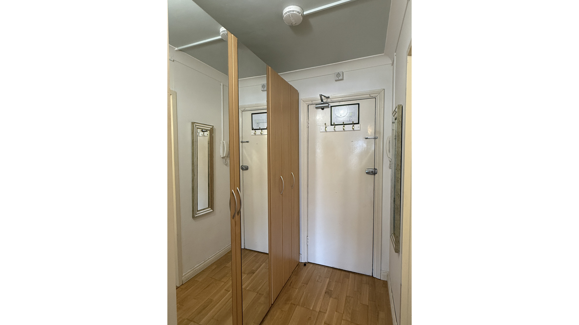 110 St Pauls Apartments, St Pauls Square, Ramsey, IM8 1LE. — Photo 3 of 7