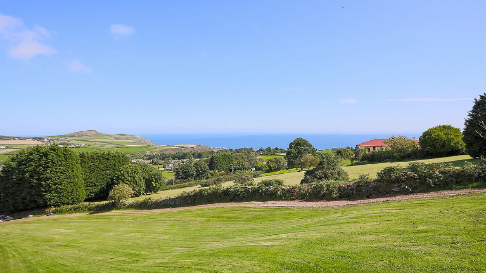 Modena View, Dreemskerry Road, Ballajora, Ramsey, IM7 1BL. — Photo 2 of 40
