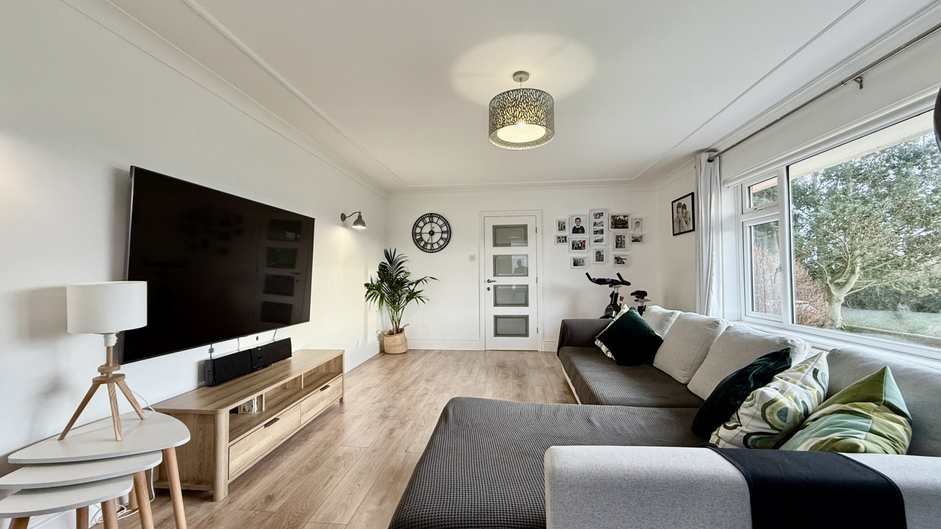Hillview, Kiondroghad Road, Andreas, IM7 3EL. — Photo 3 of 25
