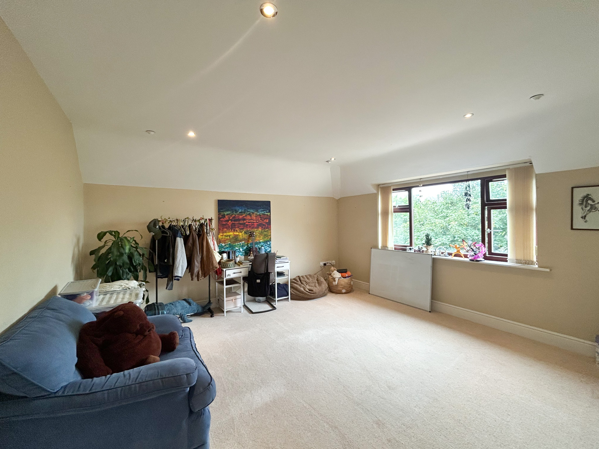 Apt 3, St Georges Crescent, Port Erin. — Photo 4 of 13