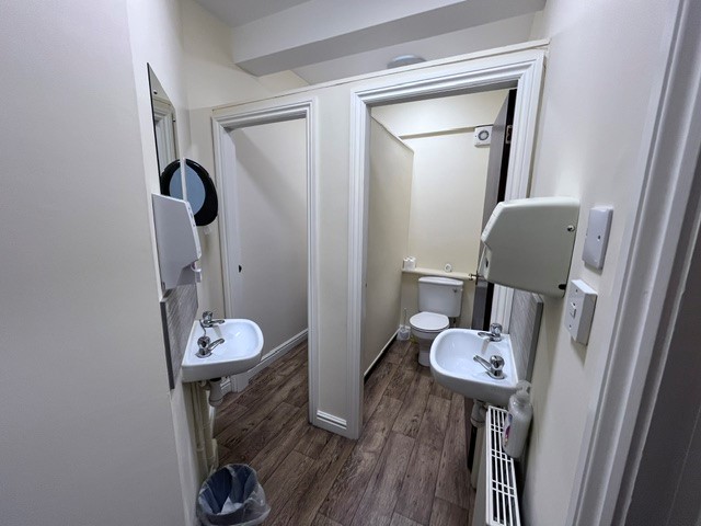 Unit 2, 26 Victoria Street, Douglas. — Photo 5 of 5