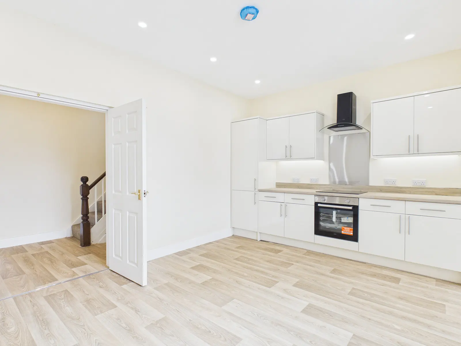 8 Westbourne Road, Ramsey, Isle Of Man, Isle Of Man, IM8 2EP. — Photo 4 of 17
