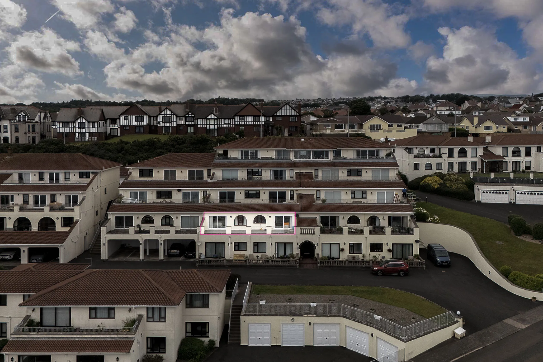 23 King Edward Bay Apartments, Sea Cliff Road, Onchan. — Photo 2 of 5