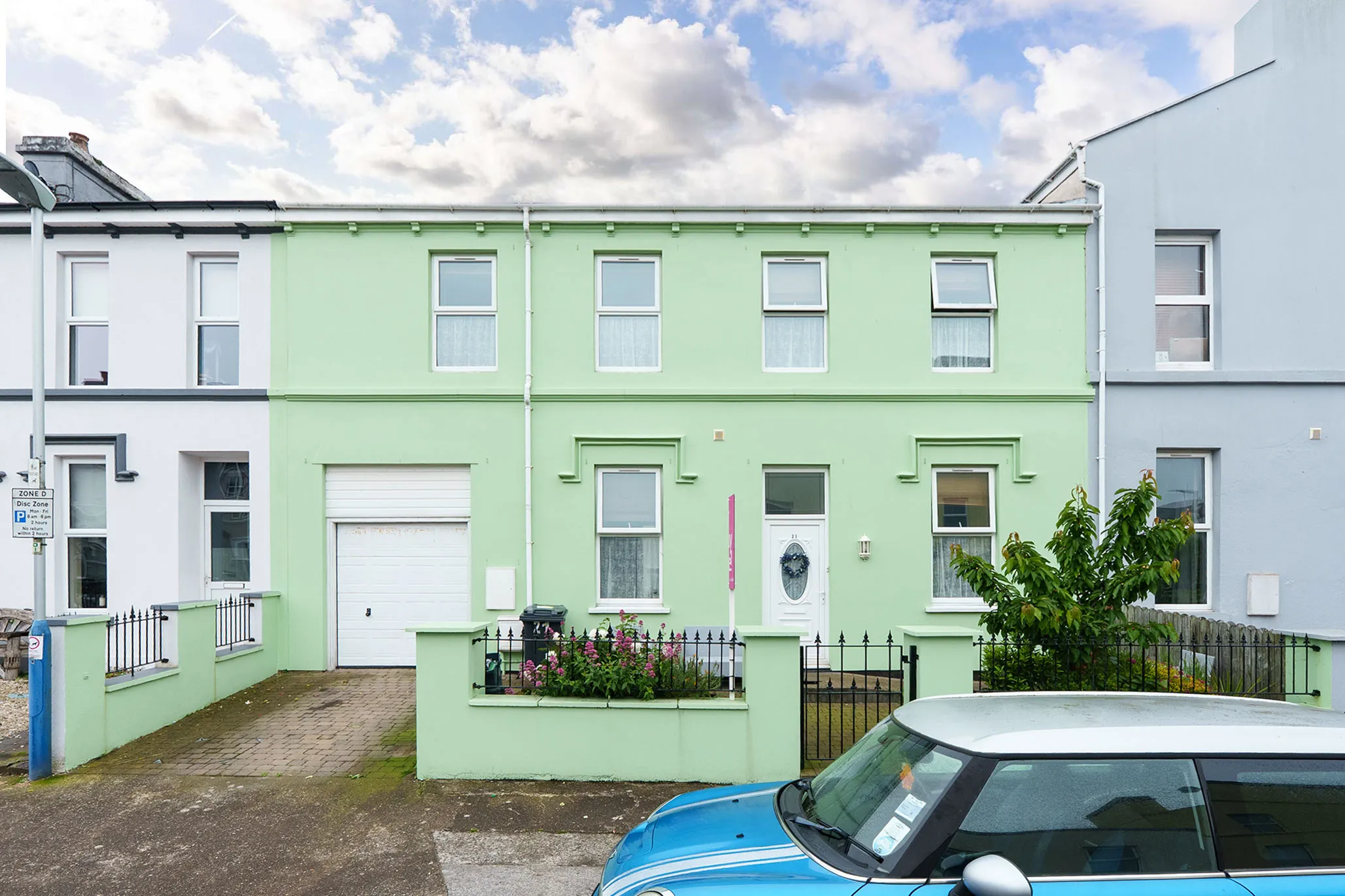 21 Oxford Street, Douglas. — Photo 1 of 5