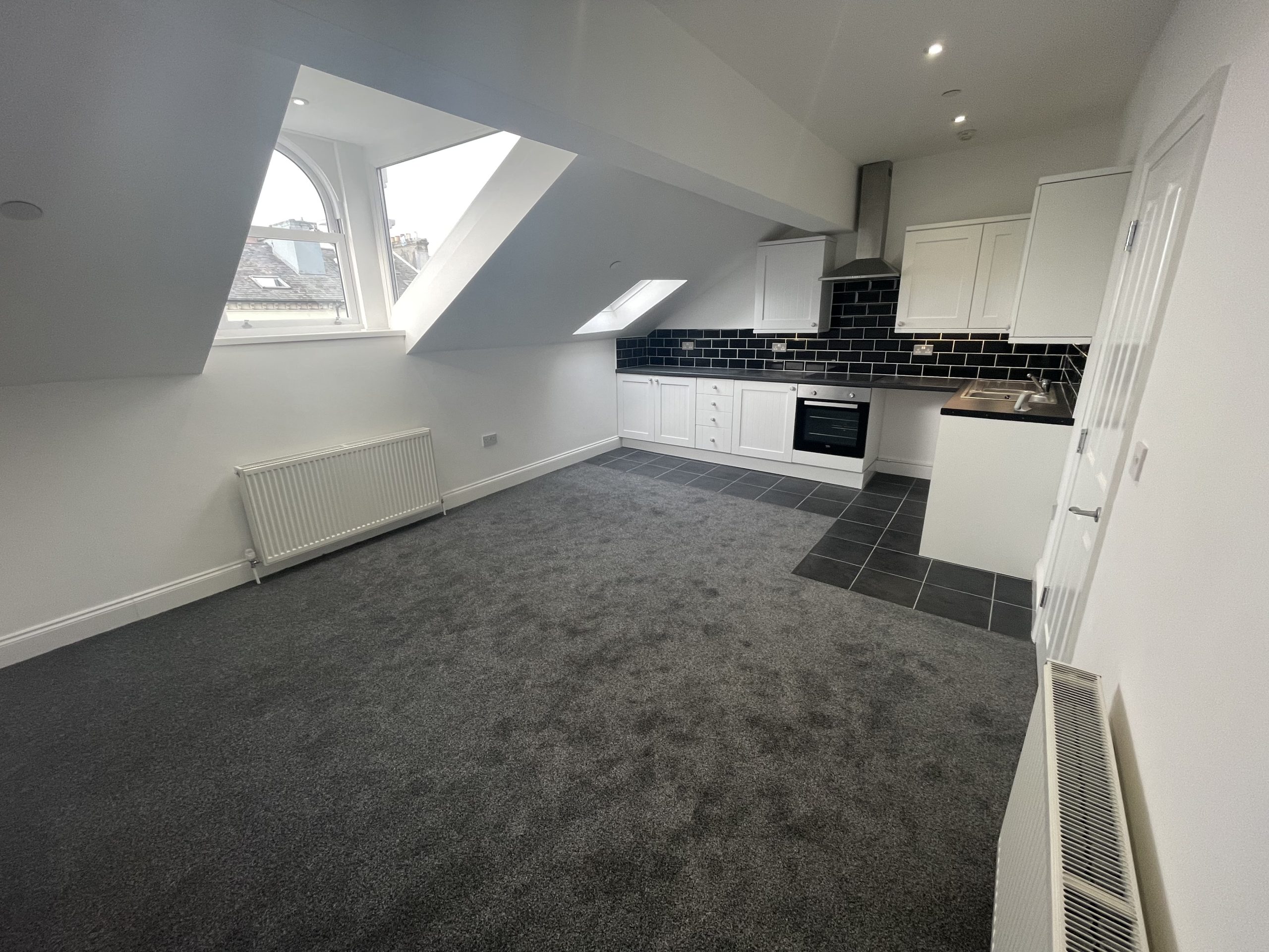 102 Bucks Road, Douglas, Isle of Man, IM1 3AQ. — Photo 2 of 8