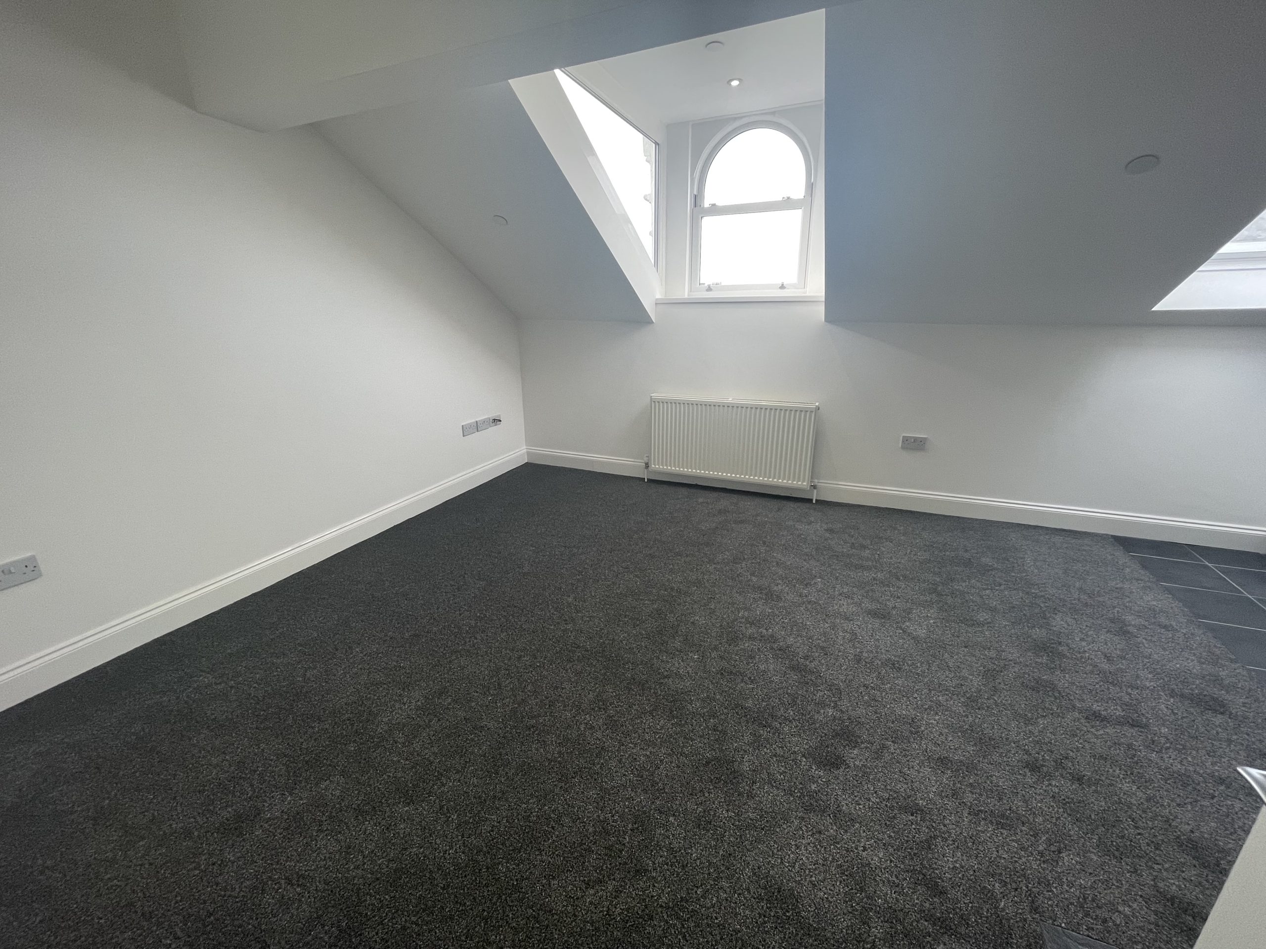 102 Bucks Road, Douglas, Isle of Man, IM1 3AQ. — Photo 3 of 8