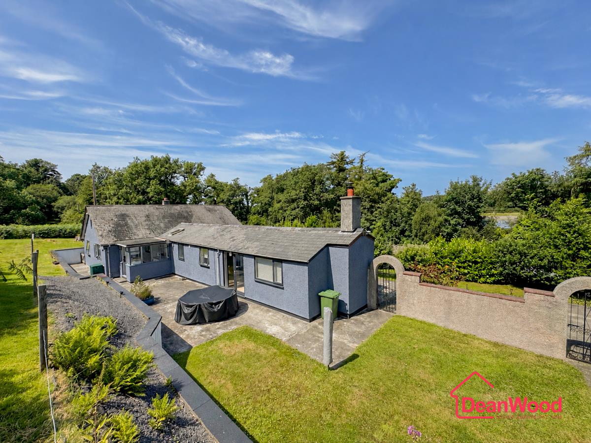 Inglenook. Patrick Road, St. Johns, Isle Of Man, St Johns. — Photo 1 of 52