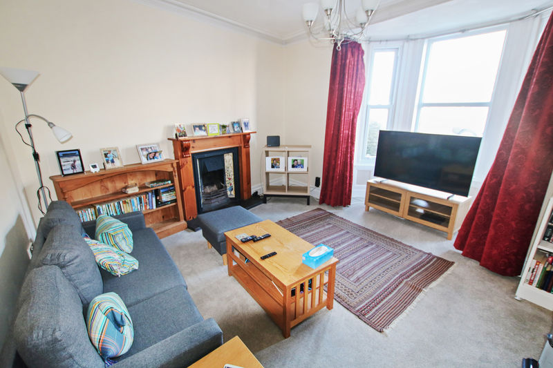 17 Victoria Road, Port St Mary IM9 5AF. — Photo 4 of 18