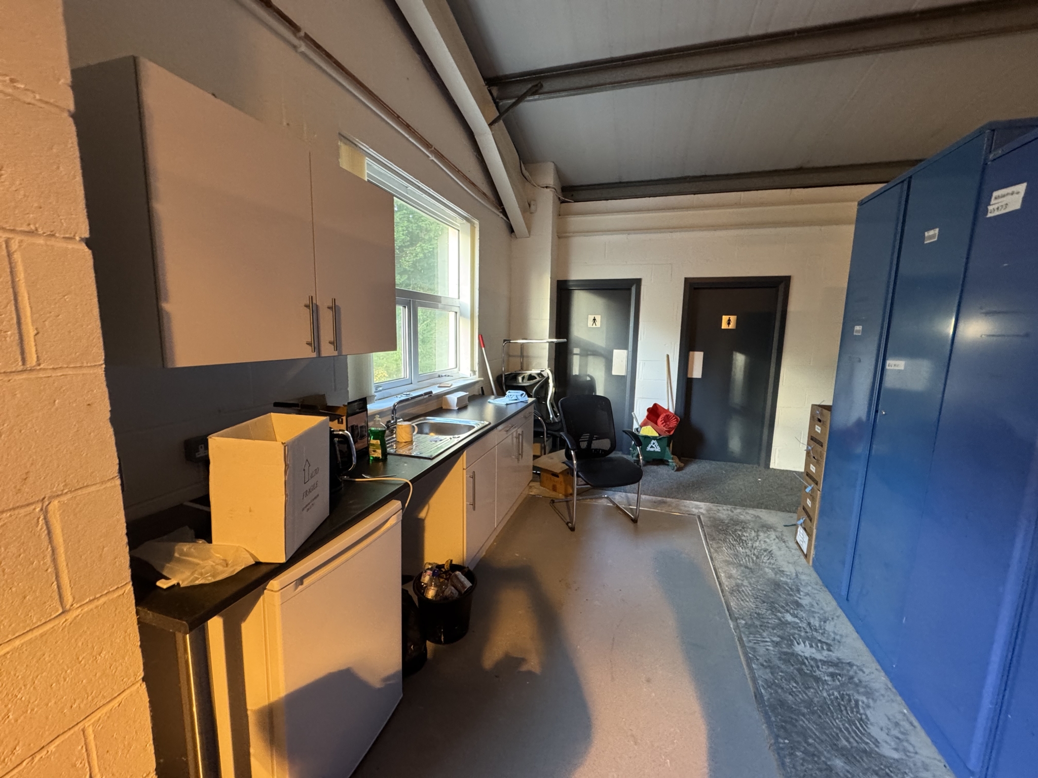 First Floor, Unit 30K, Snugborough Trading Estate, Braddan. — Photo 5 of 5