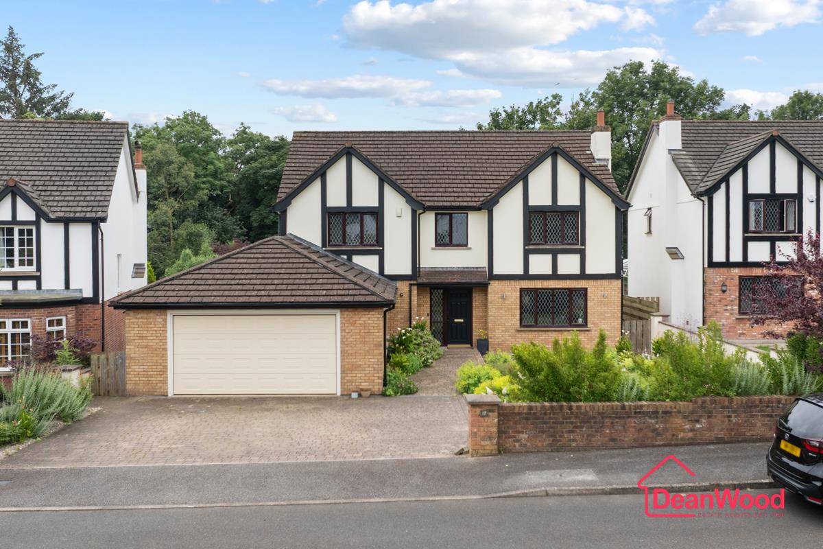 17 Pinehurst Glen, Saddlestone, Isle of Man, Braddan. — Photo 1 of 36