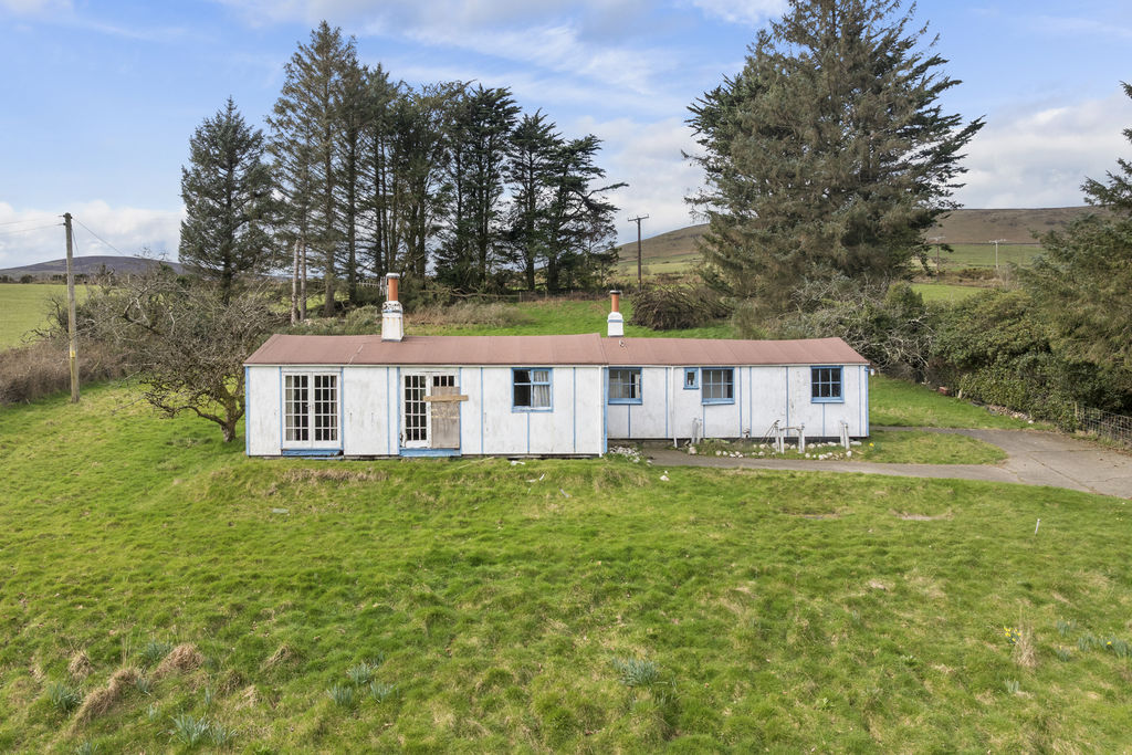 The Bungalow, West Baldwin IM4 5EU, Union Mills. — Photo 3 of 16