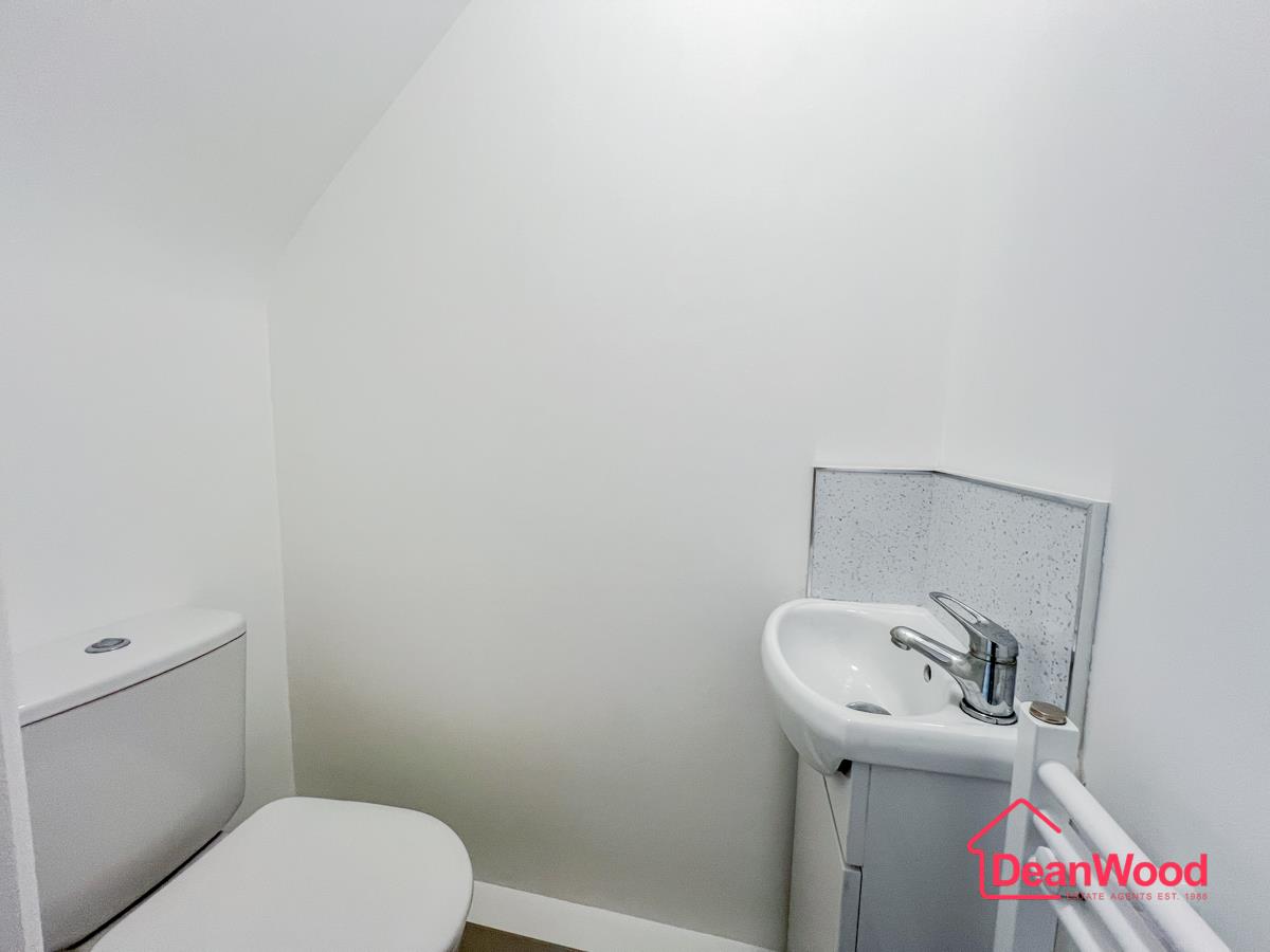 42 Farmhill Meadows, Douglas, Isle of Man. — Photo 5 of 24