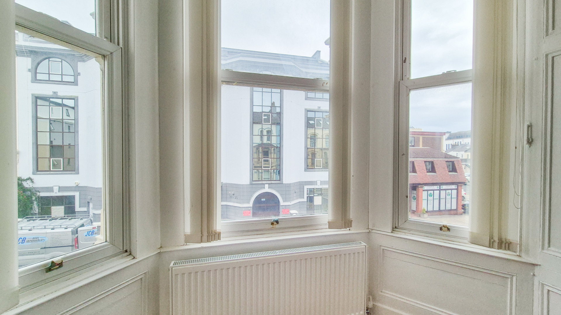 Apt. 3, 39 Peel Road, Douglas, IM1 4LU. — Photo 3 of 8
