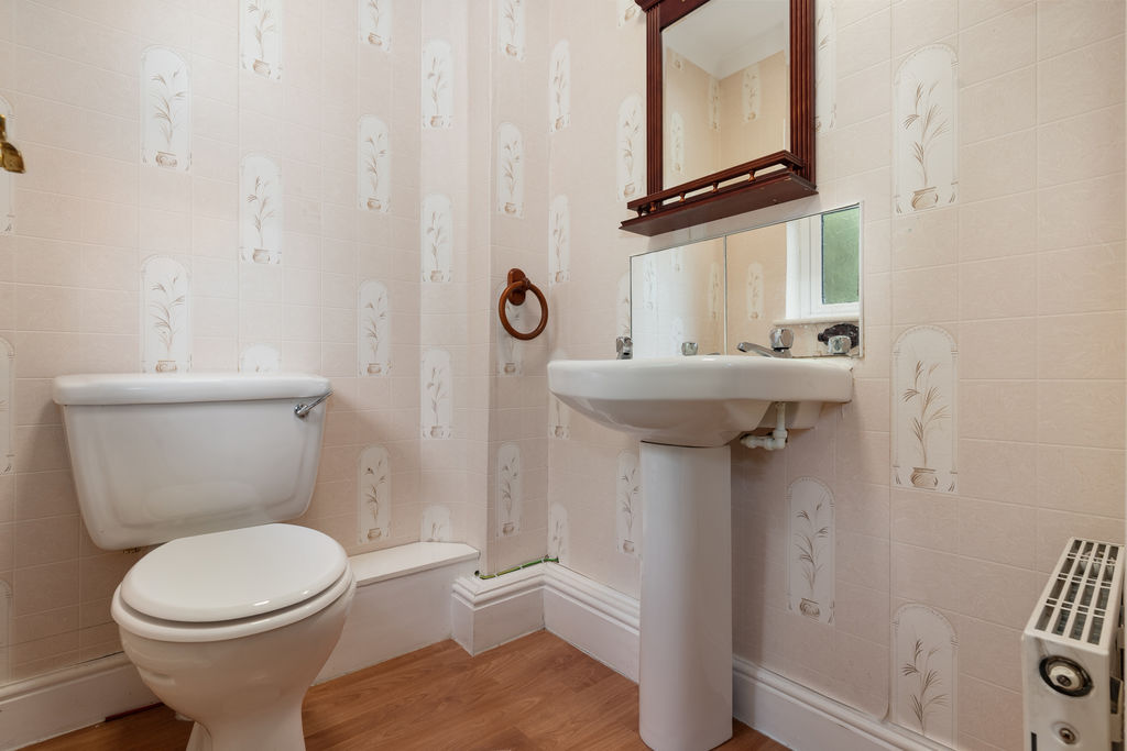 152 Fairways Crescent Murrays Lake Drive, Santon IM4 2JA. — Photo 3 of 29