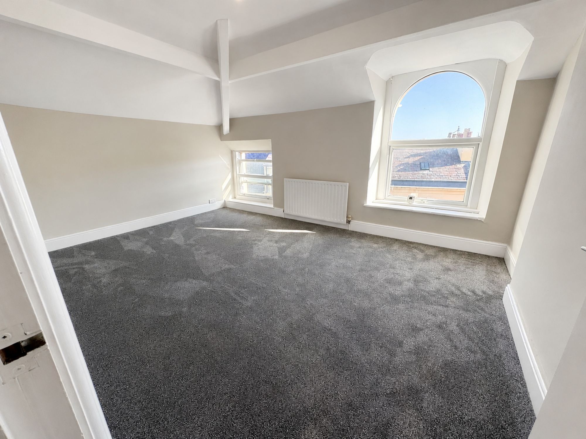 1 bed flat to rent in Atholl Place, Peel, IM5. — Photo 3 of 3