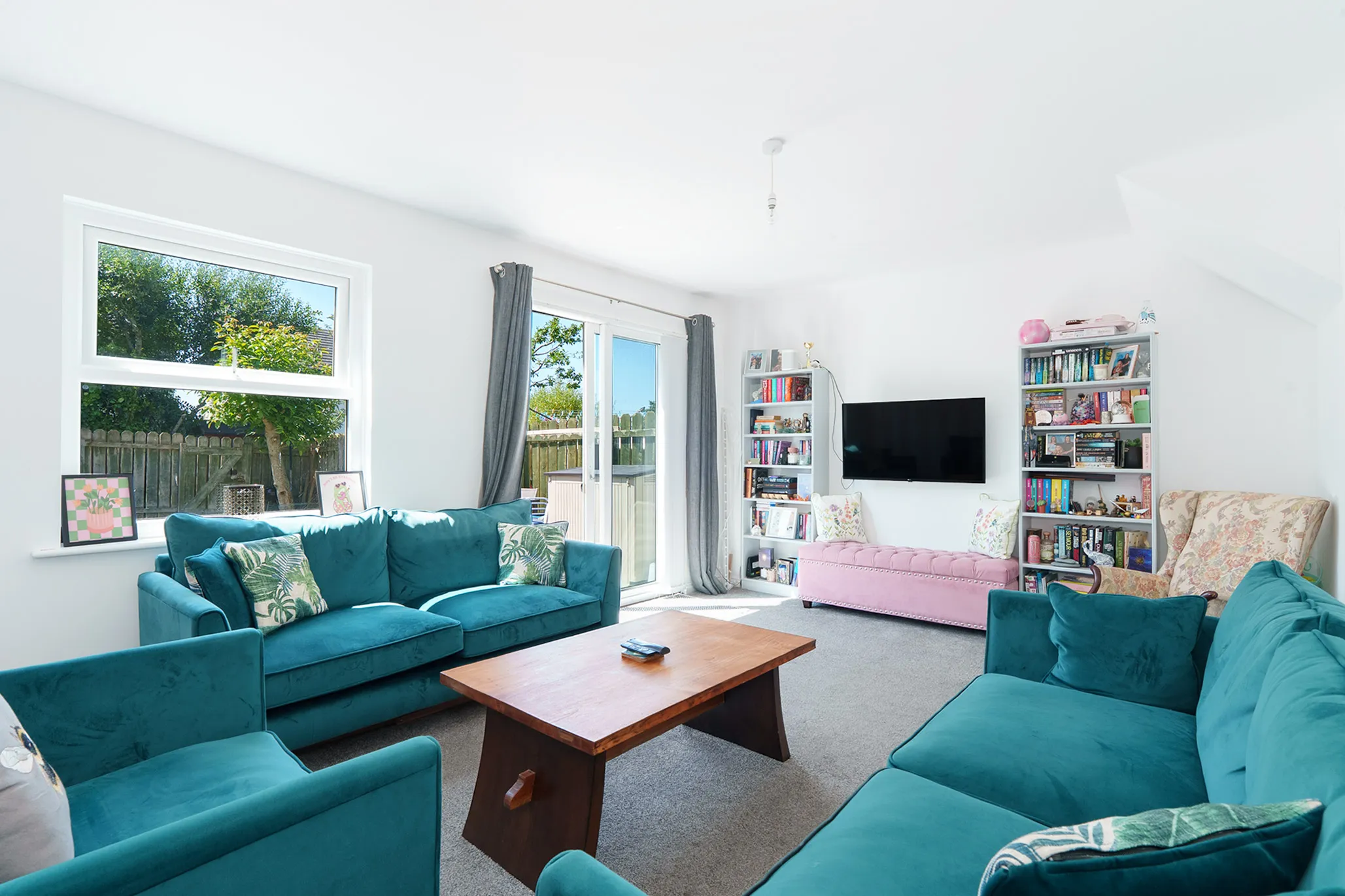4 Birch Drive, Ballawattleworth, Peel. — Photo 3 of 5