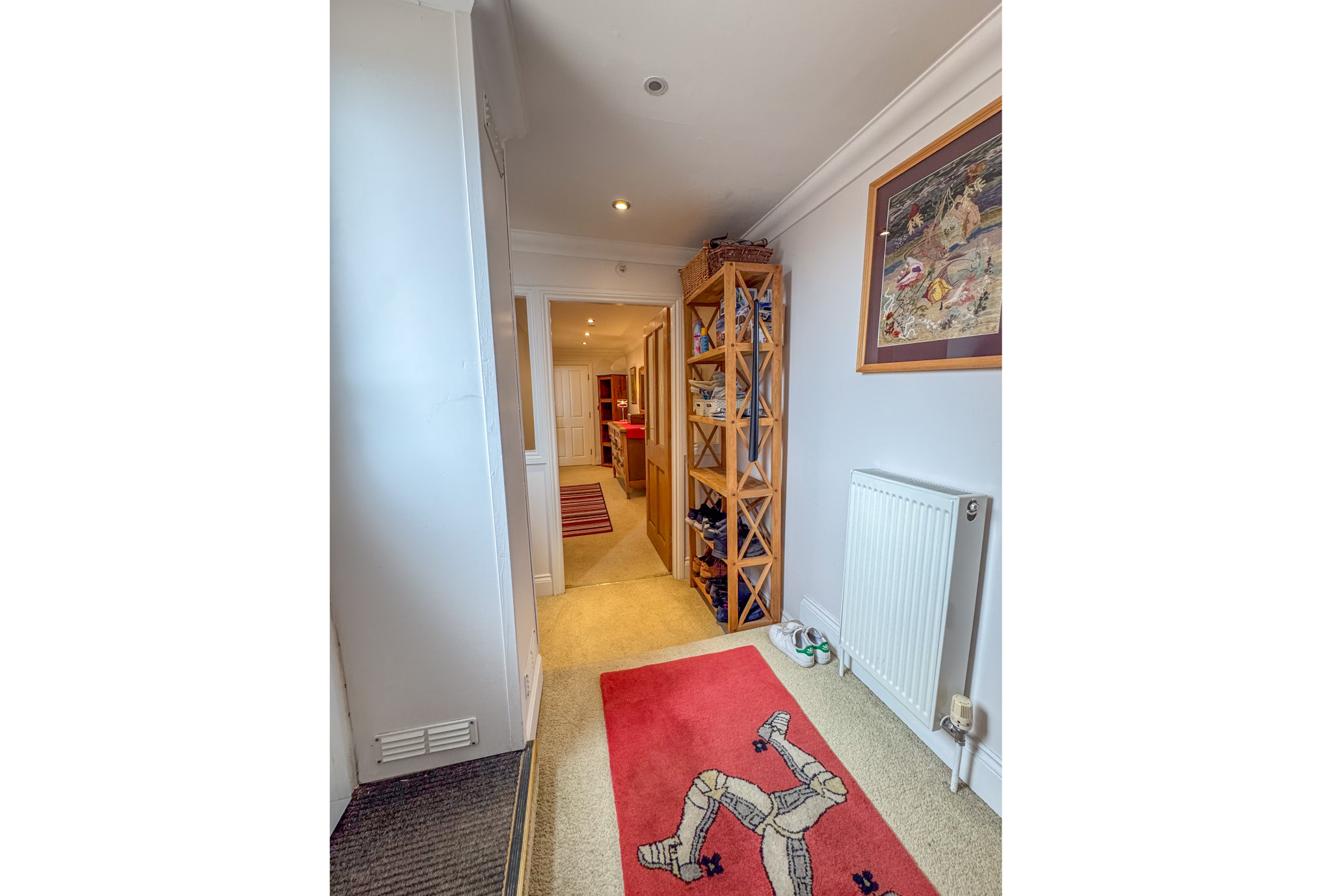The Garden Flat, 4 Athol House, Peel. — Photo 2 of 19