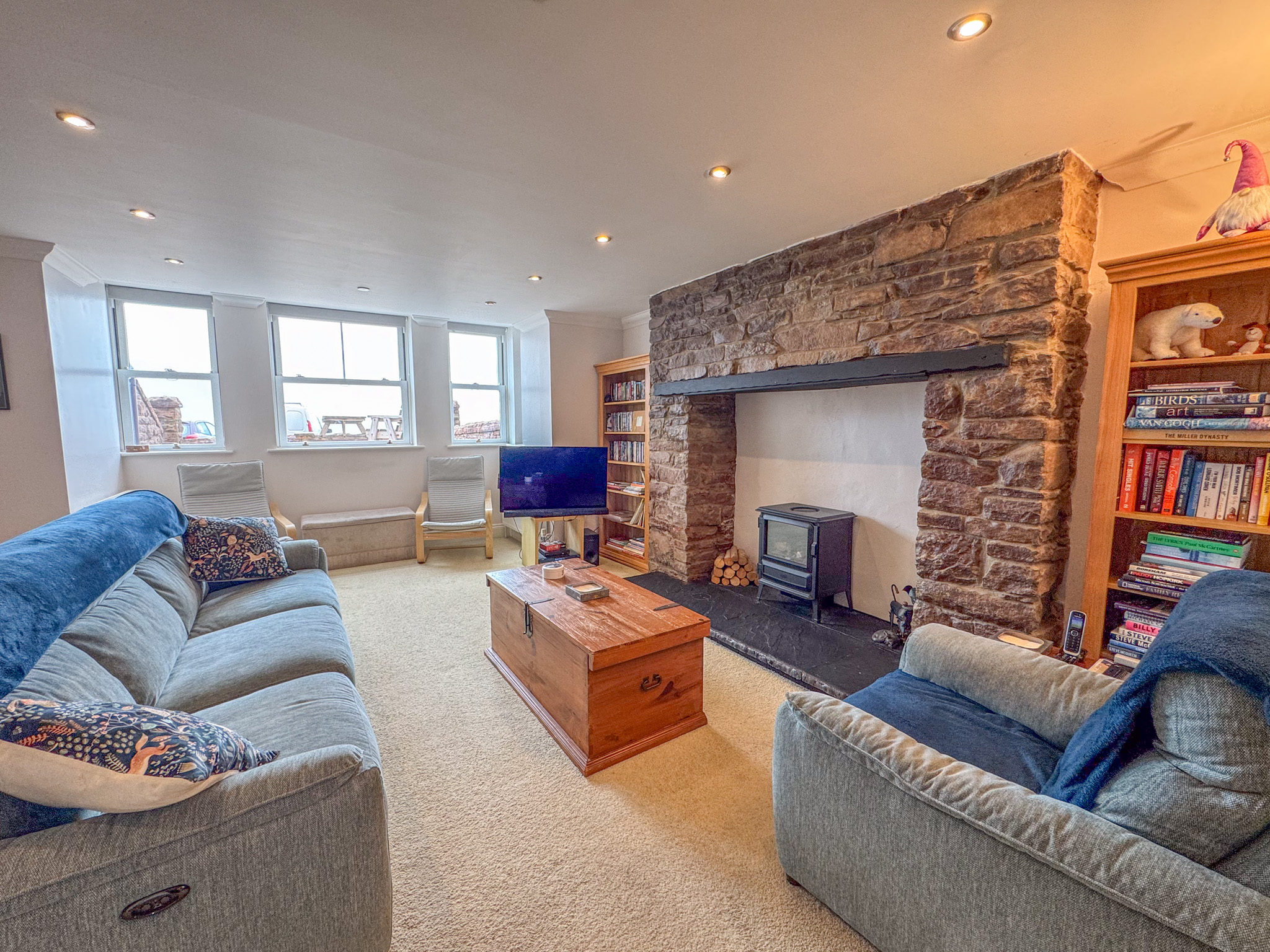 The Garden Flat, 4 Athol House, Peel. — Photo 4 of 19
