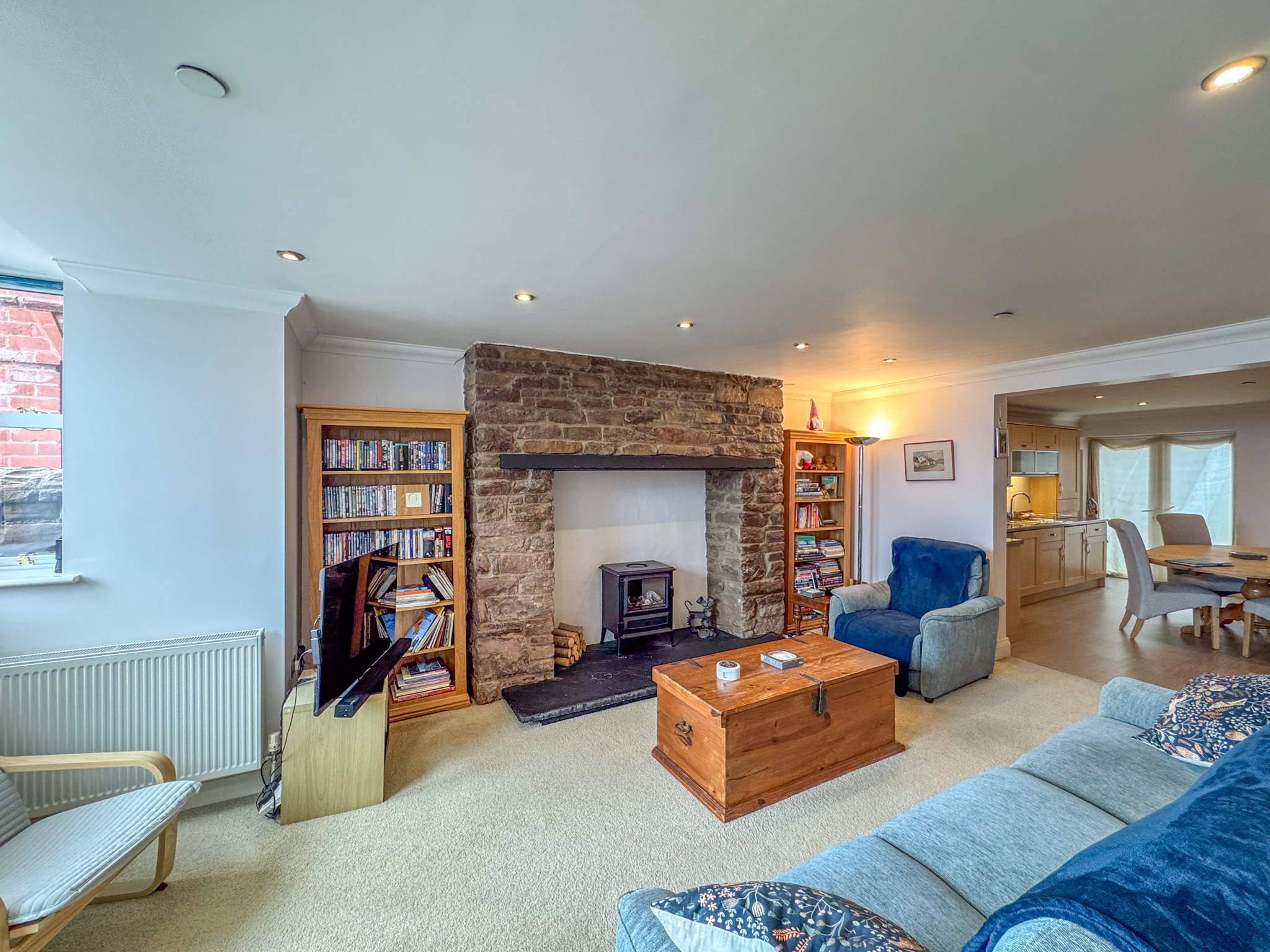 The Garden Flat, 4 Athol House, Peel. — Photo 5 of 19