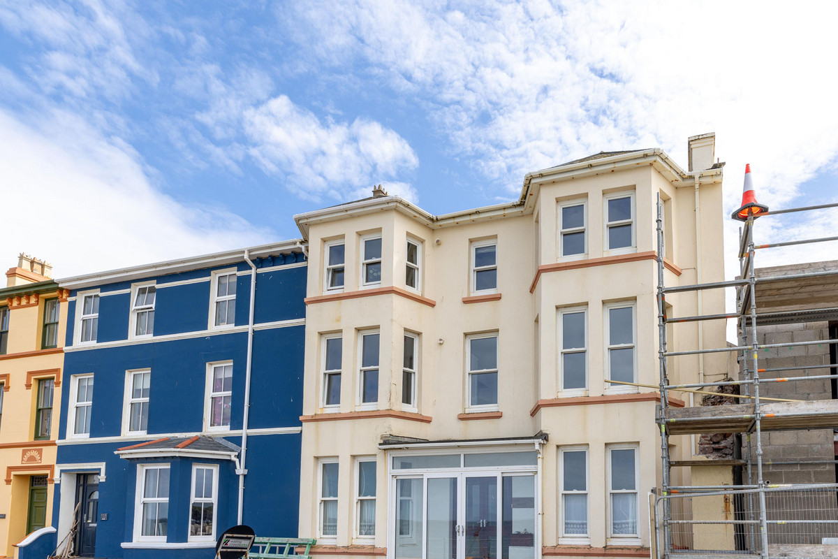 Marine Parade, Isle Of Man, IM5 1, Peel. — Photo 1 of 28