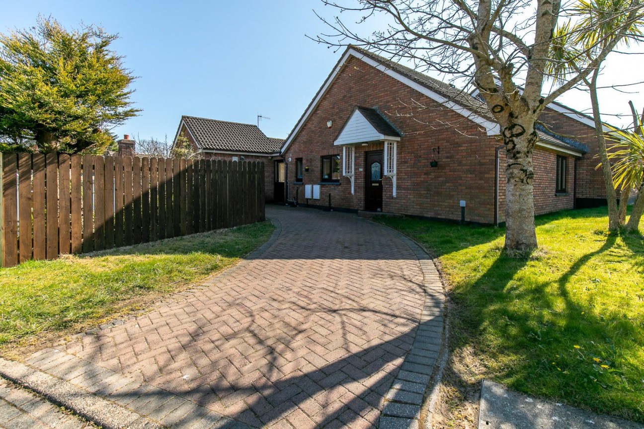 23, Hillberry Meadows, Douglas, IM2 7BJ. — Photo 1 of 18