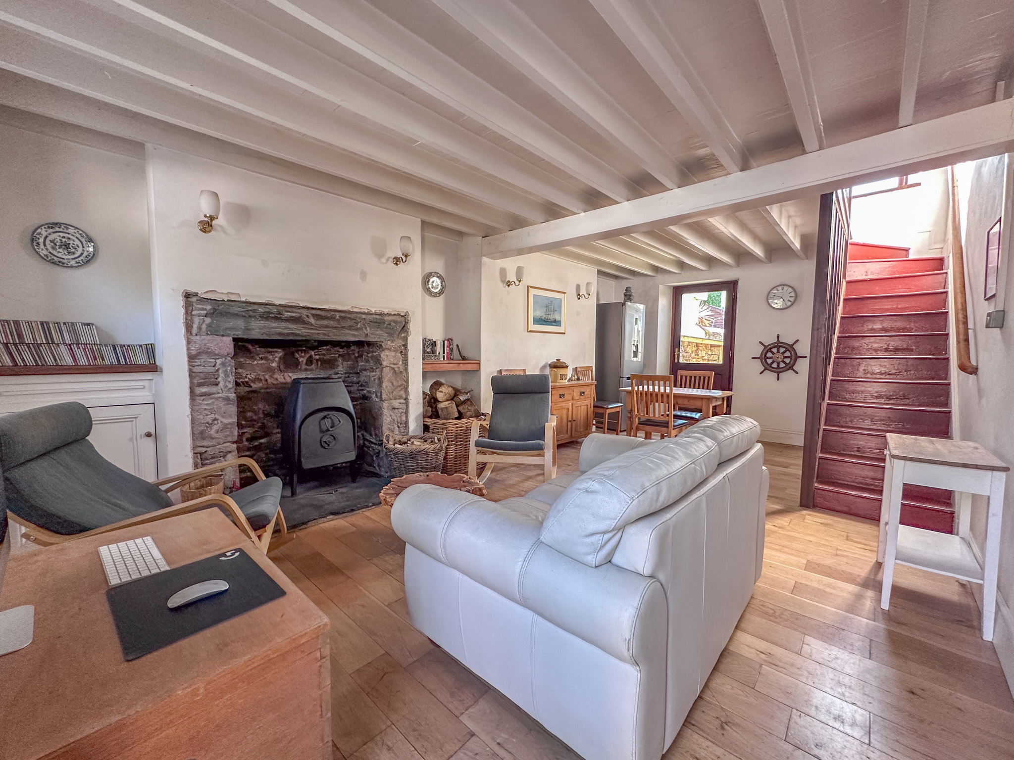 42 Patrick Street, Peel. — Photo 2 of 32