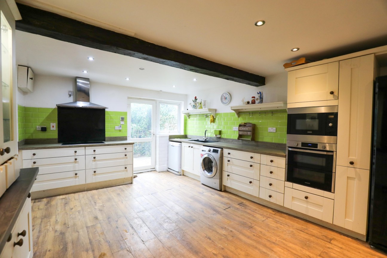 33, New Road, Laxey, IM4 7BG. — Photo 5 of 17