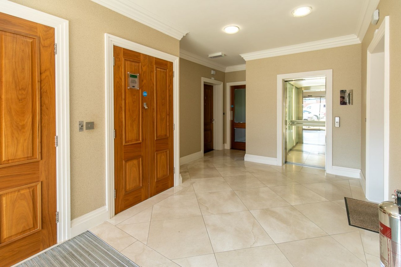 Apartment 14, The Pavillions, Fairway Drive, Ramsey, Isle of Man, IM8 2BA. — Photo 4 of 18
