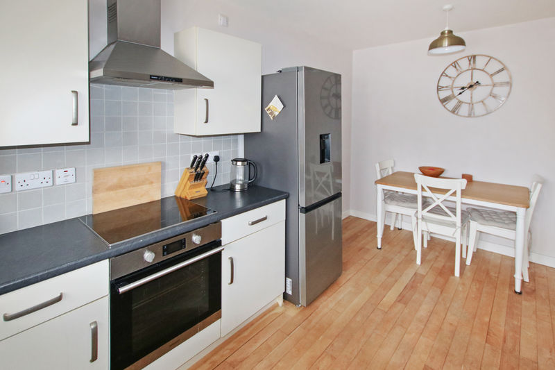 16 Cronk View Crescent, Ballakilley, Port Erin IM9 6DU. — Photo 2 of 28
