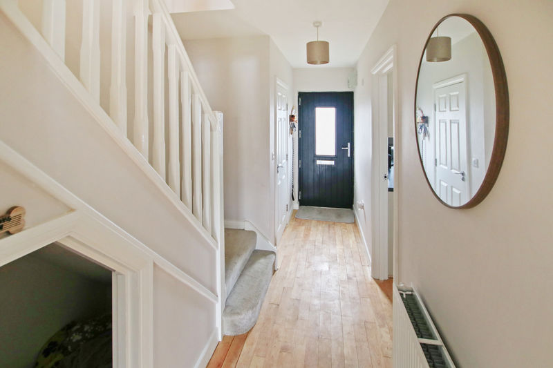 16 Cronk View Crescent, Ballakilley, Port Erin IM9 6DU. — Photo 5 of 28