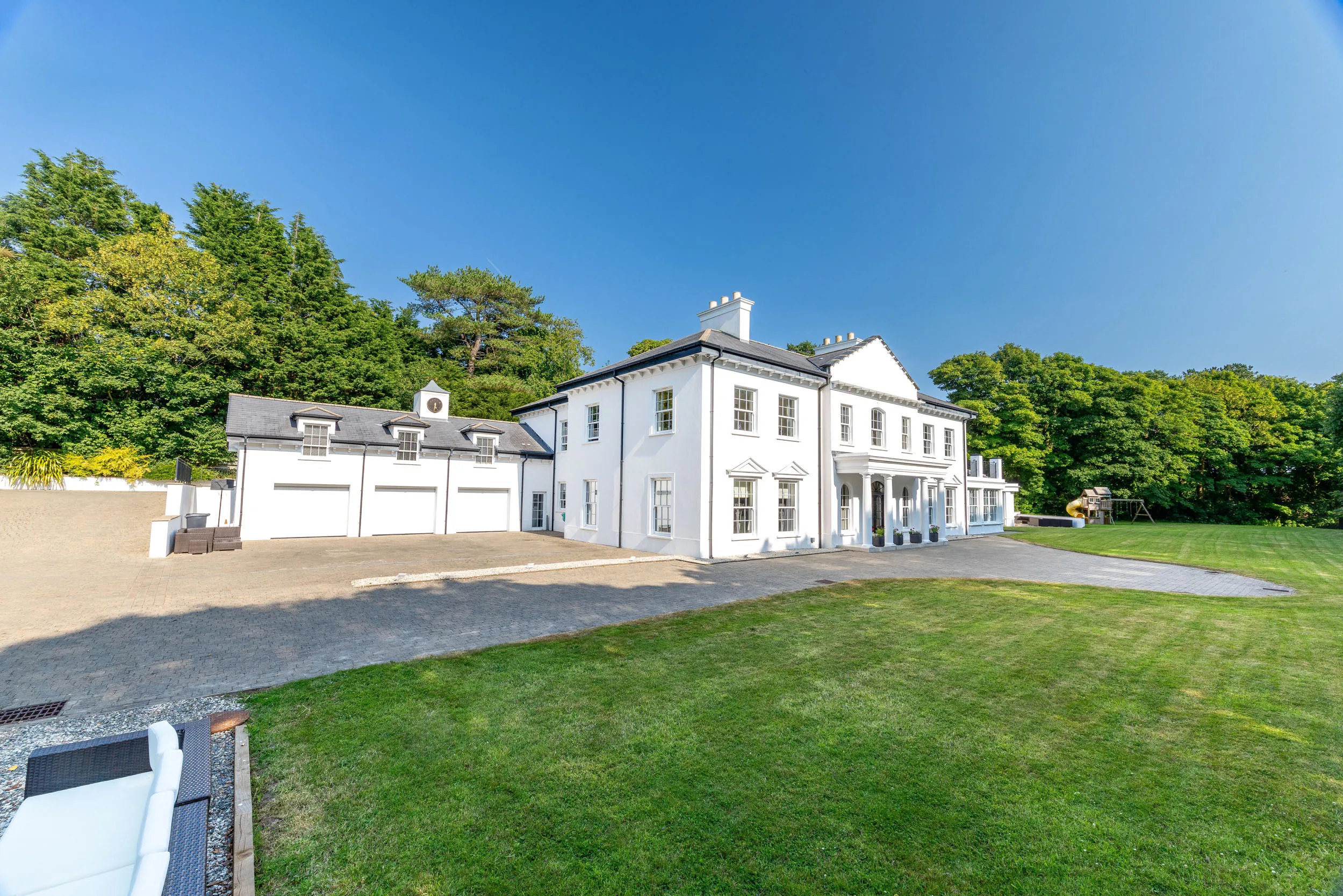 Modena House, Ballanard Road, Douglas. — Photo 1 of 5