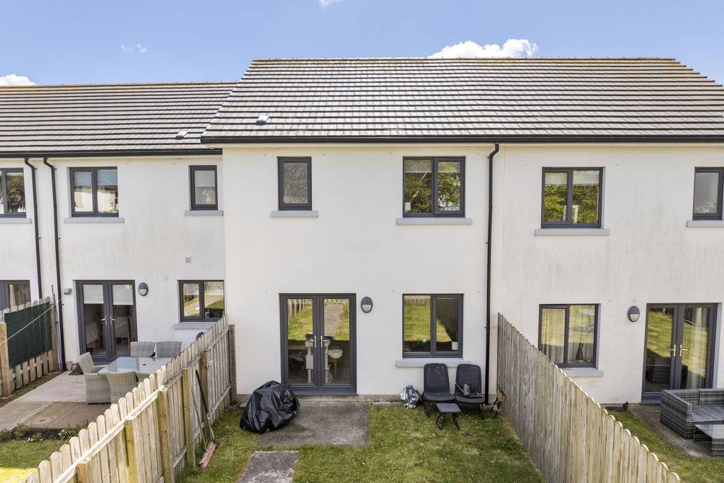36 Cronk View Crescent, Ballakilley, Port Erin IM9 6DU. — Photo 2 of 16